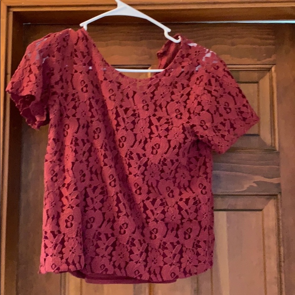 Slightly Crop Red Floral T-Shirt